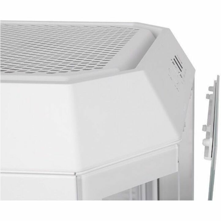 Thermaltake The Tower 250 Snow Mini Tower Chassis Thermaltake The Tower 250 Snow Mini Tower Chassis